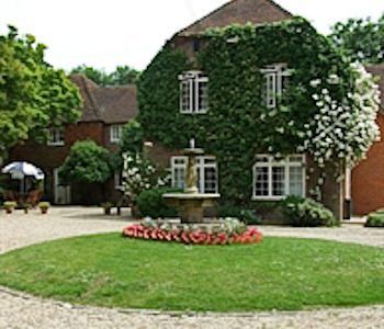 Hotel Howfield Manor